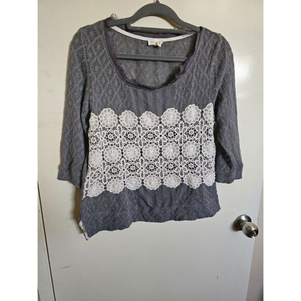 Anthropologie Meadow Rue‎ Womens Medium Gray Knit Ivory Lace Floral White Top